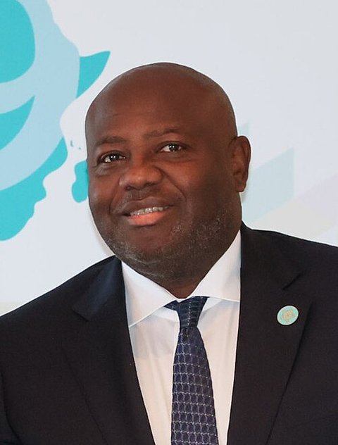 صورة Manuel Osa Nsue Nsua