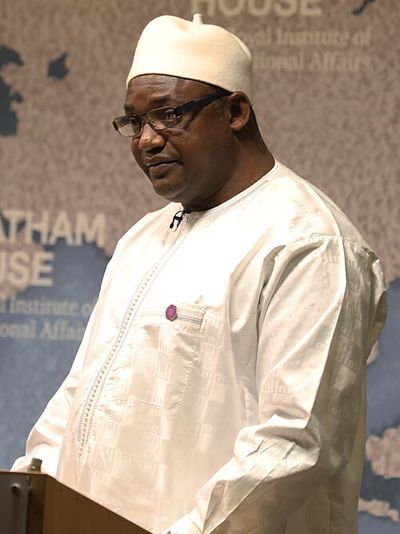Portrait de Adama Barrow