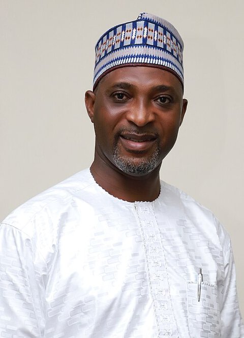 Retrato de Muntaka Mohammed-Mubarak