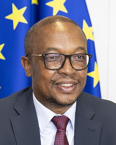 Portrait de Parks Tau