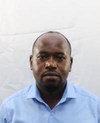 Portrait of Amon Mumba