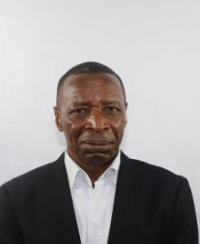 Portrait of Darius Mulunda